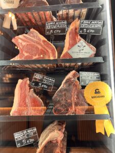Carni con frollature varie